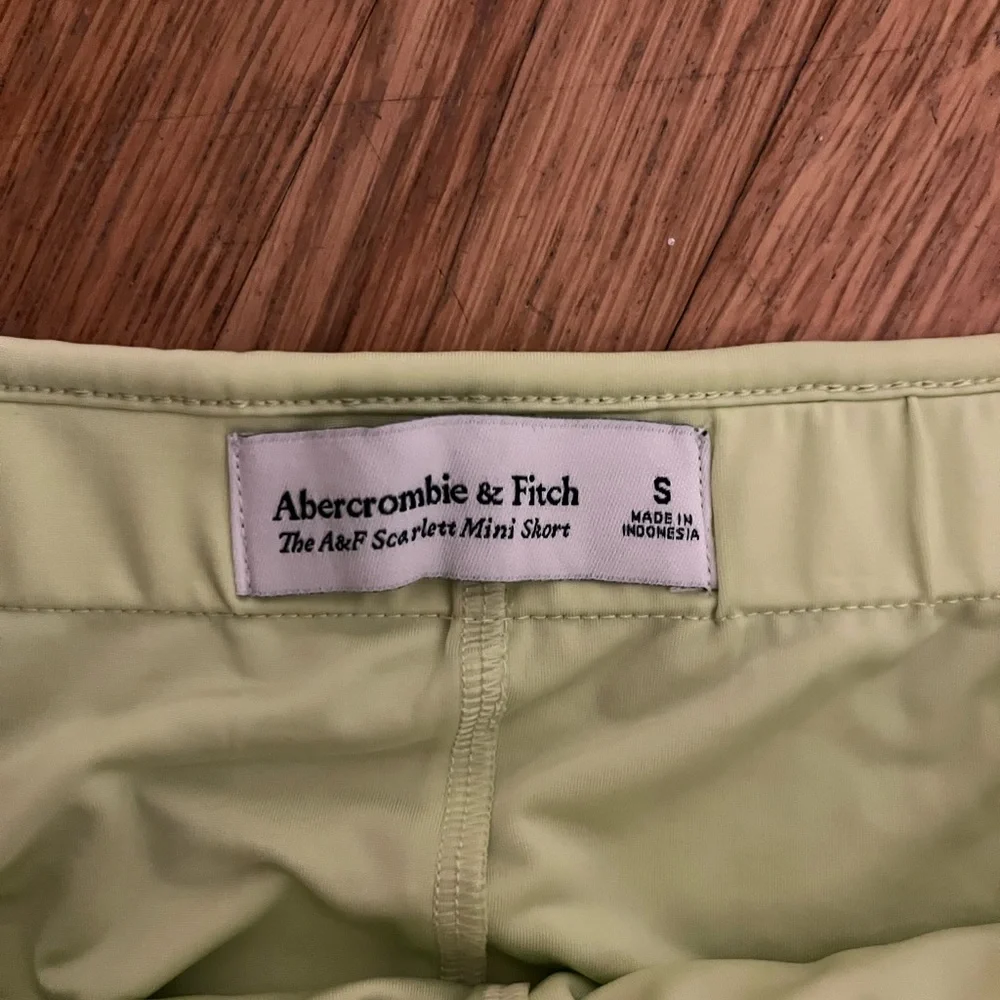 Lime Sequin Mini Skirt - Picture 4 of 4